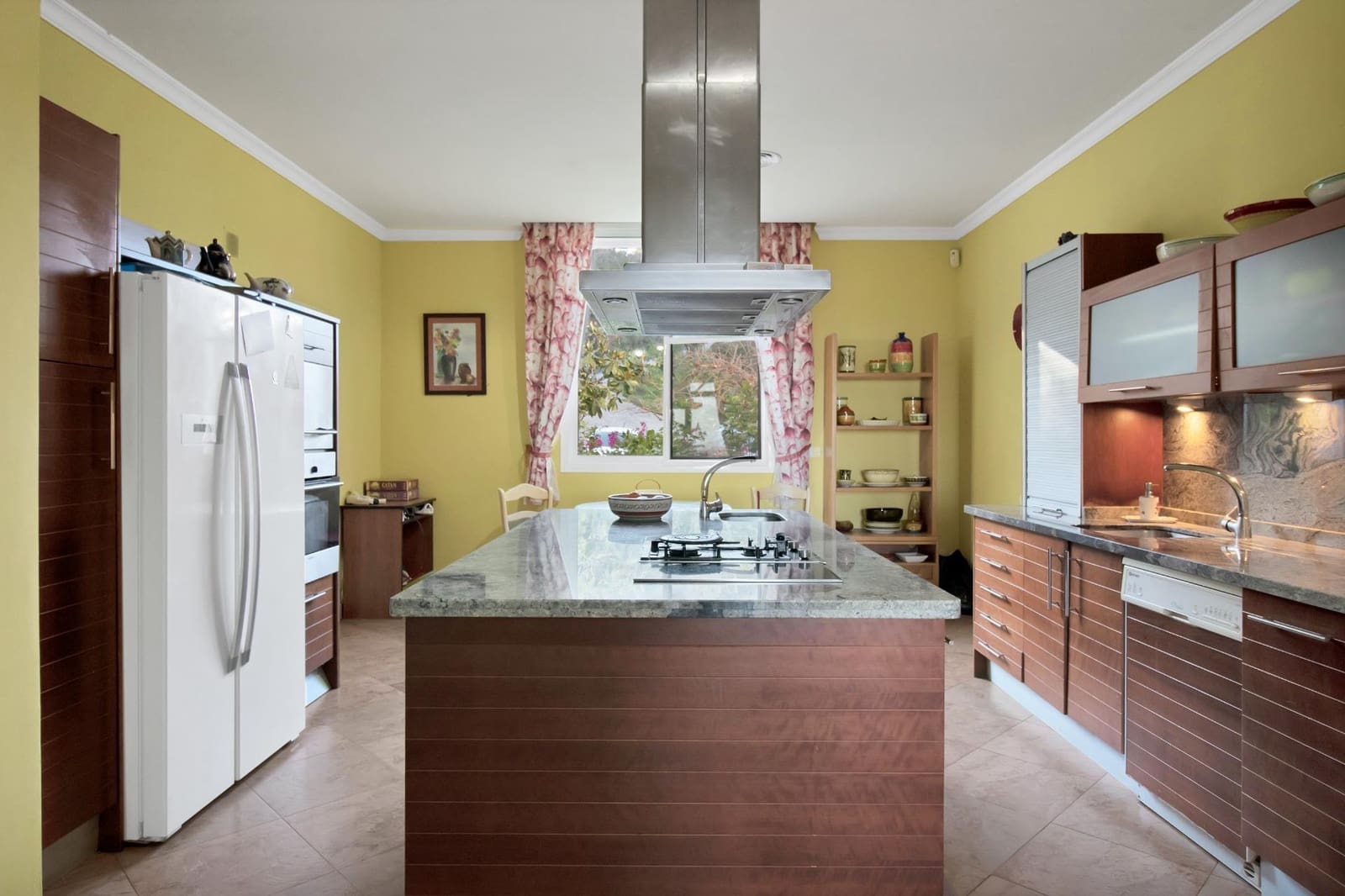 8 slaapkamer Villa te koop in Estepona met zwembad garage - € 1.950.000 (Ref: 10076681)