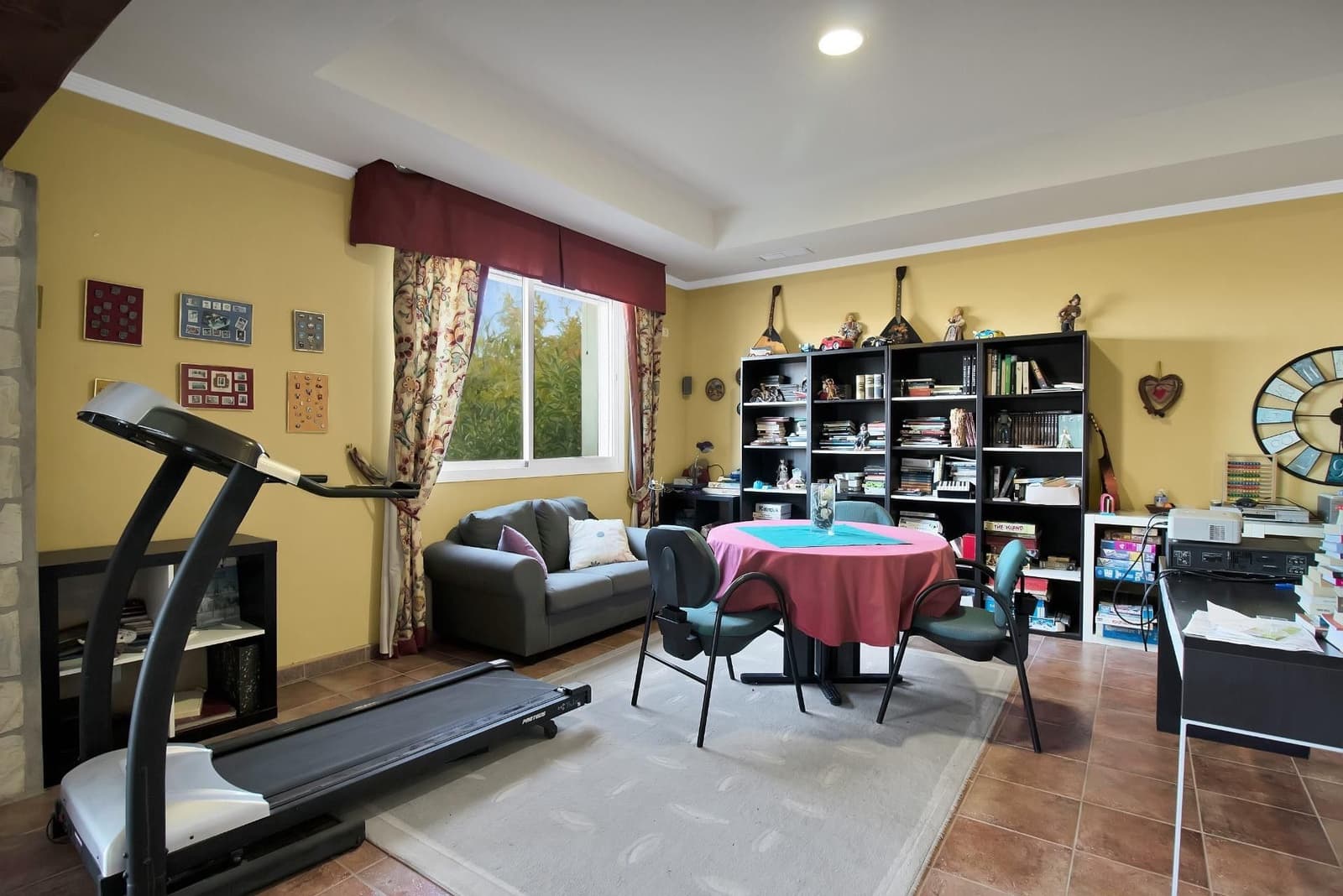 8 slaapkamer Villa te koop in Estepona met zwembad garage - € 1.950.000 (Ref: 10076681)