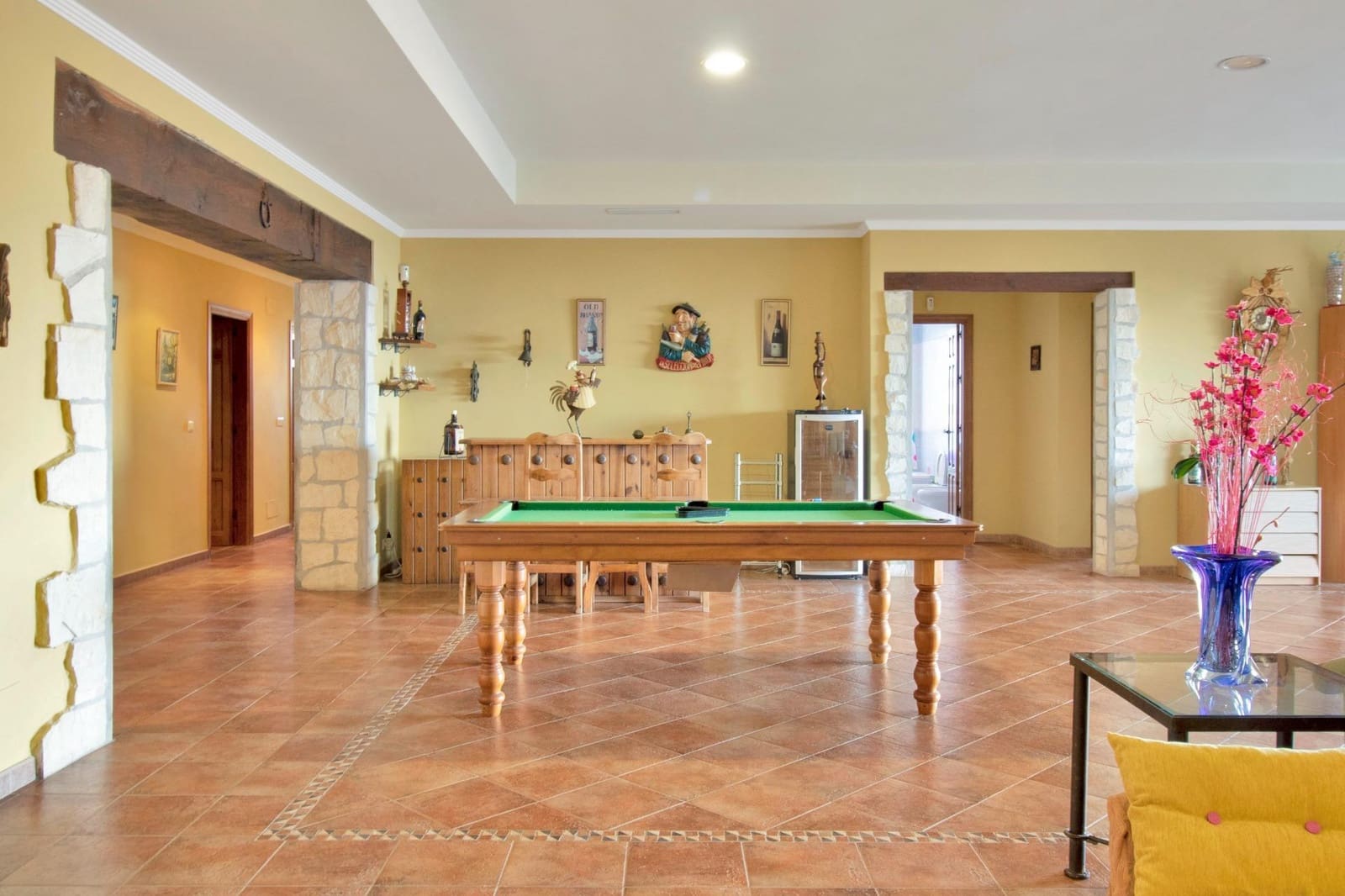 8 slaapkamer Villa te koop in Estepona met zwembad garage - € 1.950.000 (Ref: 10076681)