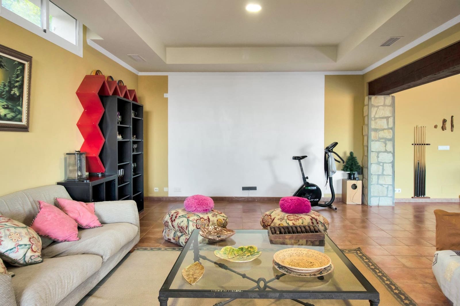 8 slaapkamer Villa te koop in Estepona met zwembad garage - € 1.950.000 (Ref: 10076681)