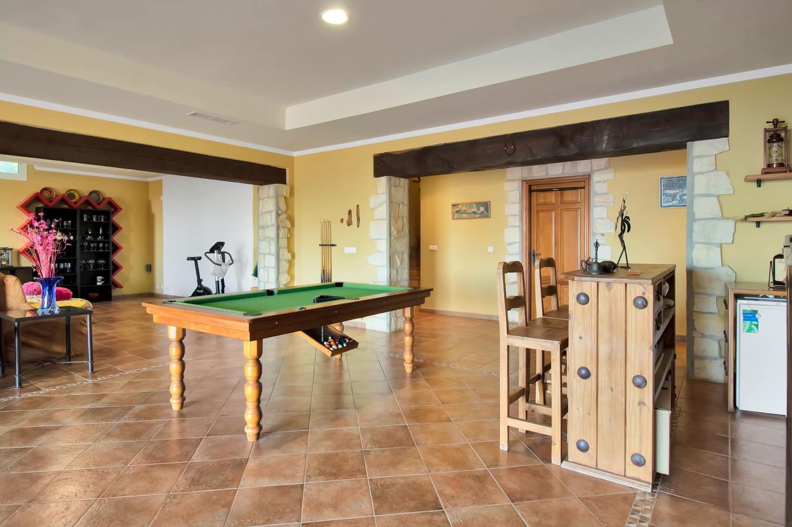 8 slaapkamer Villa te koop in Estepona met zwembad garage - € 1.950.000 (Ref: 10076681)