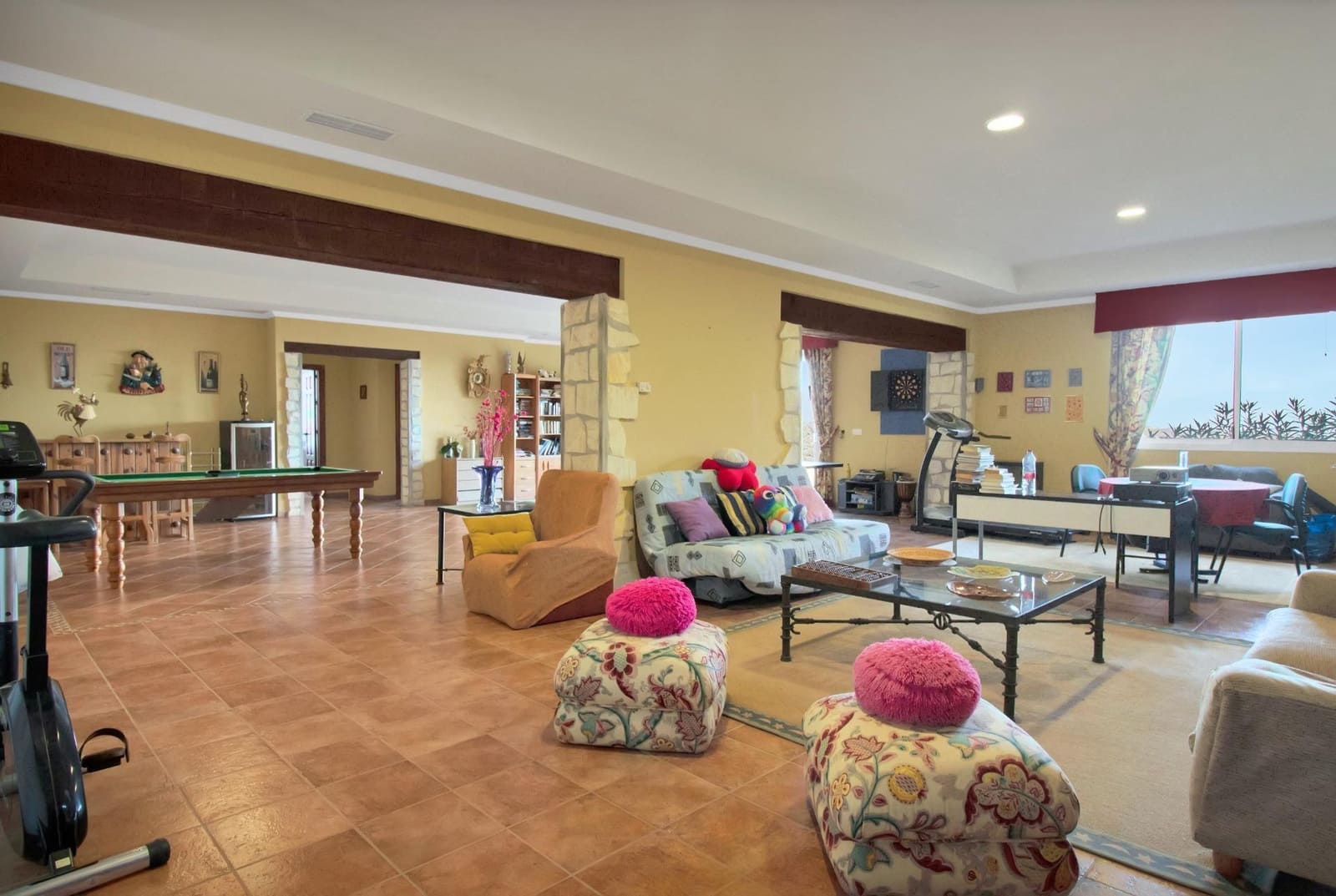 8 slaapkamer Villa te koop in Estepona met zwembad garage - € 1.950.000 (Ref: 10076681)