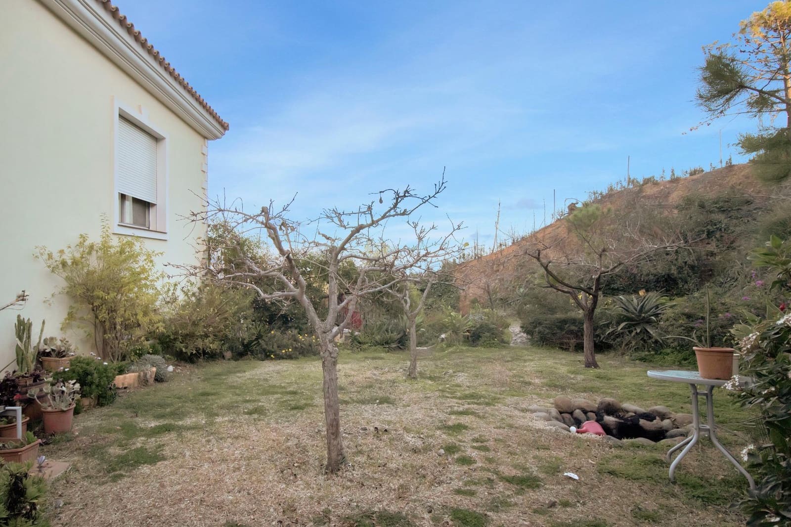 8 slaapkamer Villa te koop in Estepona met zwembad garage - € 1.950.000 (Ref: 10076681)