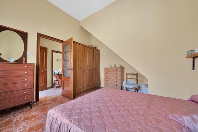 5 slaapkamer Huis te koop in La Línea de la Concepción - € 425.000 (Ref: 10076683)