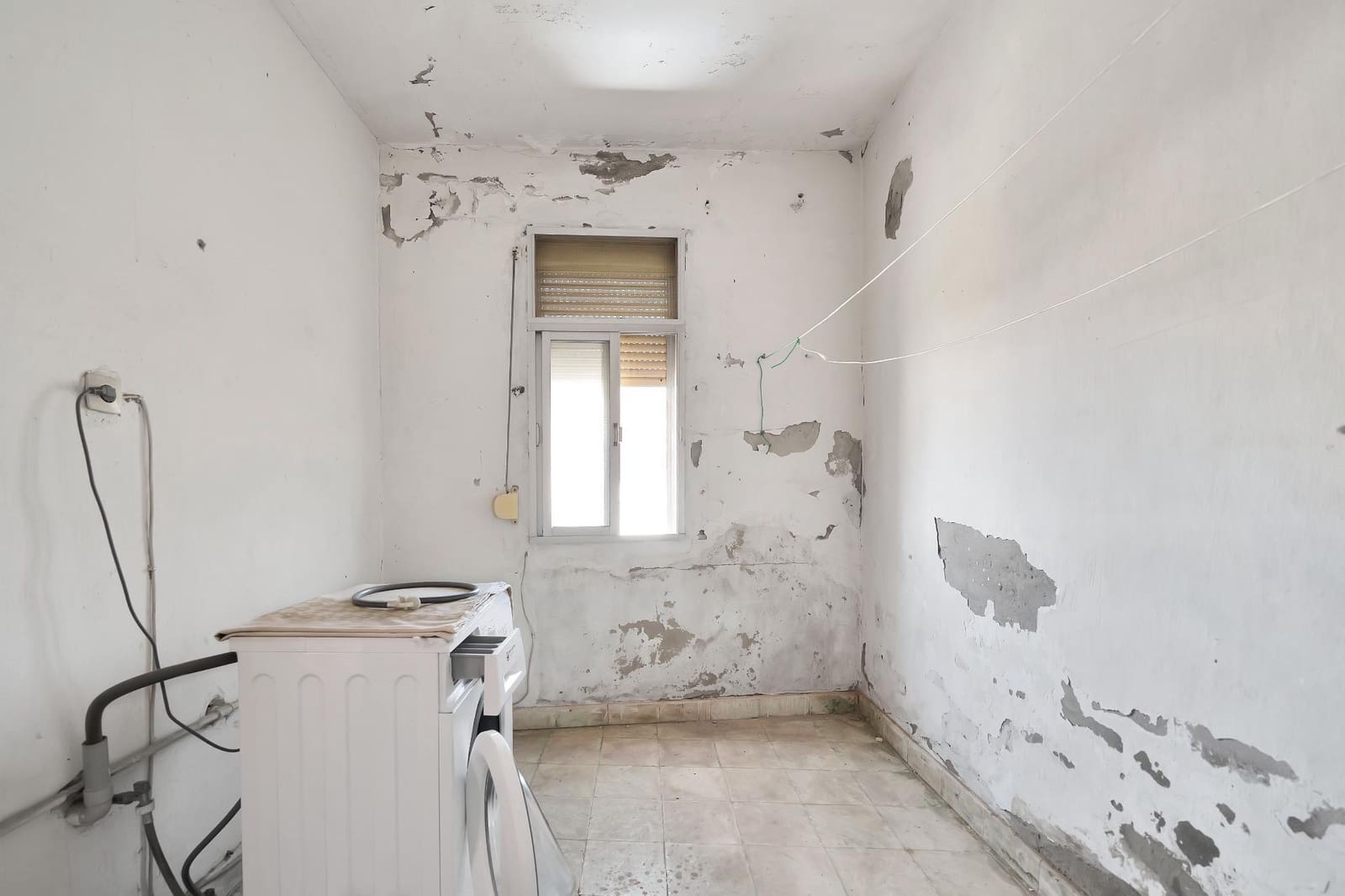 5 slaapkamer Huis te koop in La Linea de la Concepcion - € 425.000 (Ref: 10076683)
