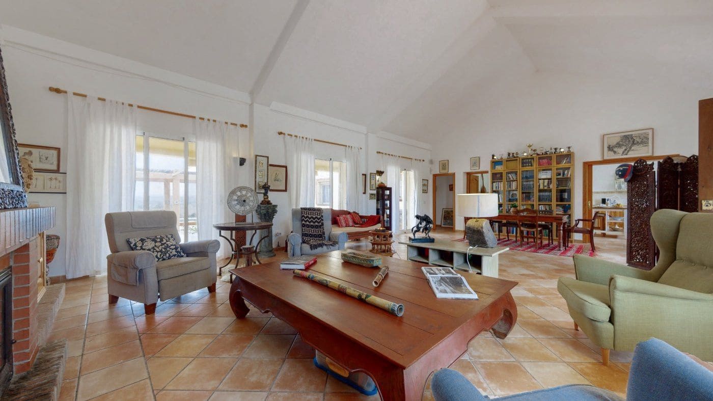 6 Zimmer Villa zu verkaufen in San Martin del Tesorillo mit Pool - 1.900.000 € (Ref: 10076686)