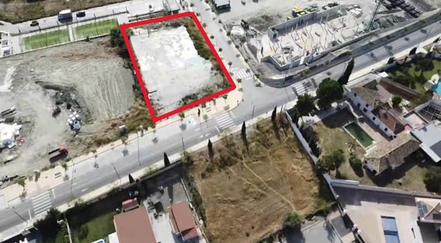 Bauplatz zu verkaufen in New Golden Mile, Estepona - 2.400.000 € (Ref: 10076689)