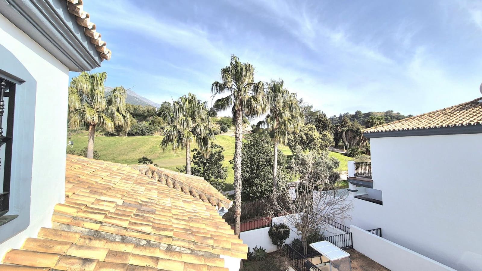 3 slaapkamer Rijtjeshuis te koop in Alhaurin Golf met zwembad garage - € 470.000 (Ref: 10076695)