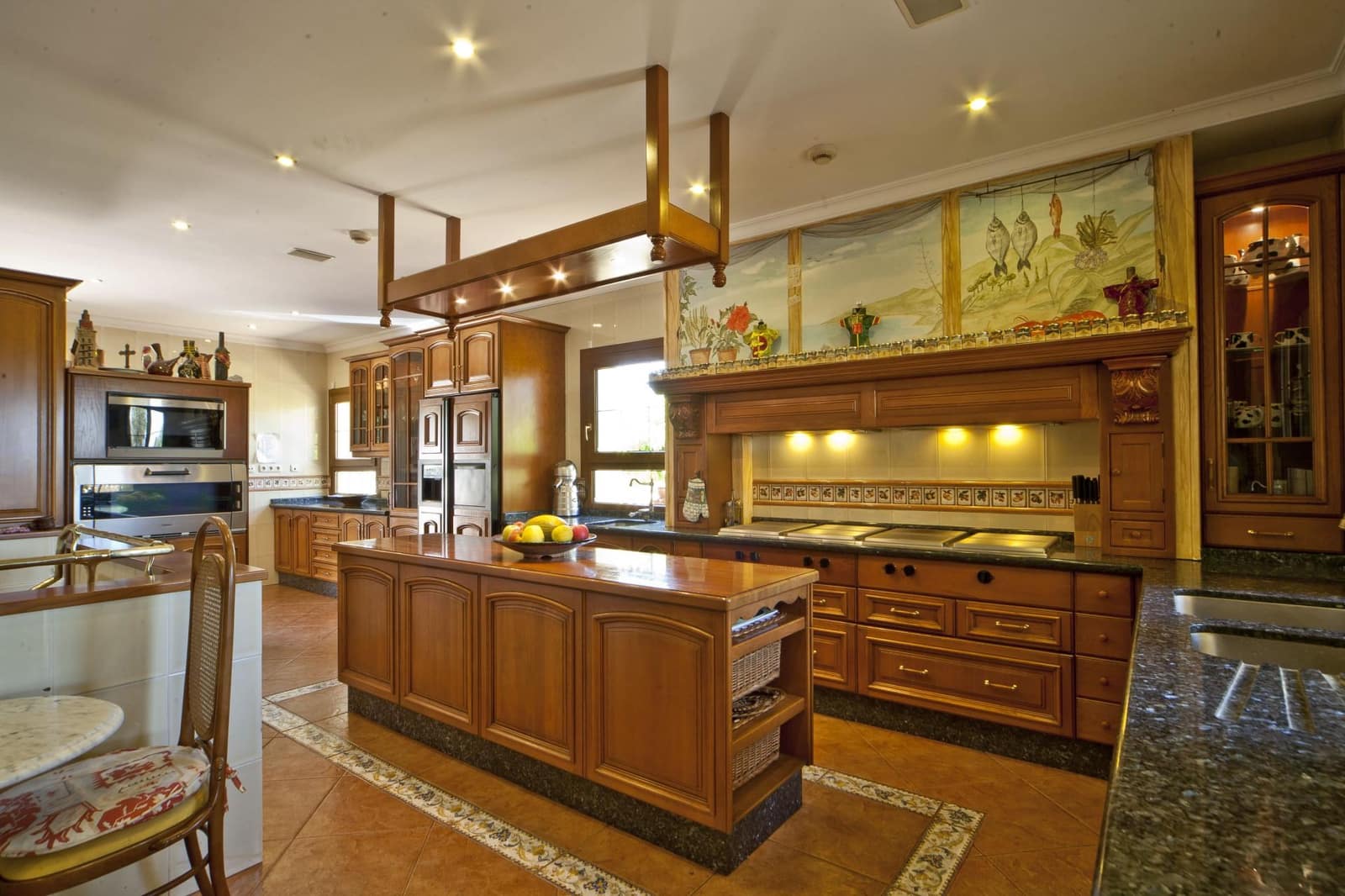 6 camera da letto Villa in vendita in Nueva Andalucia con piscina - 7.500.000 € (Rif: 10076700)