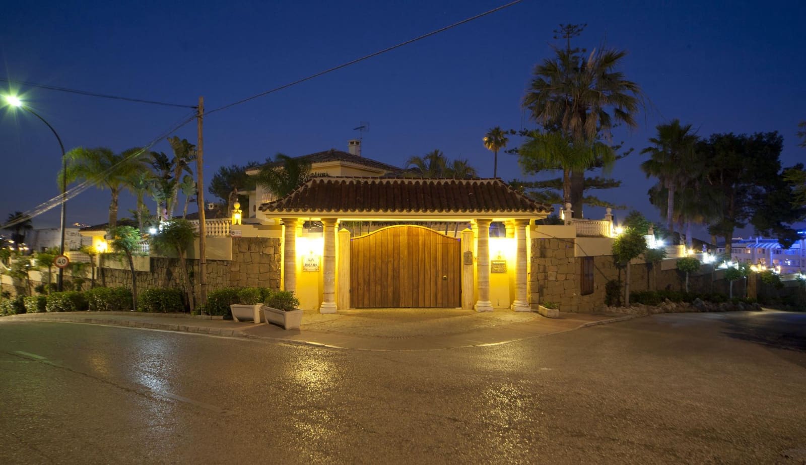 6 camera da letto Villa in vendita in Nueva Andalucia con piscina - 7.500.000 € (Rif: 10076700)