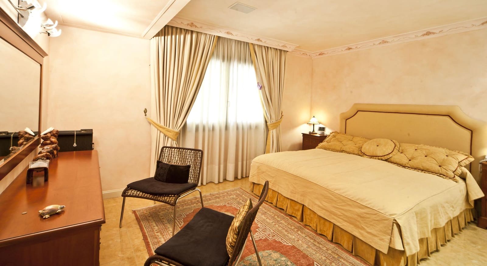 6 camera da letto Villa in vendita in Nueva Andalucia con piscina - 7.500.000 € (Rif: 10076700)