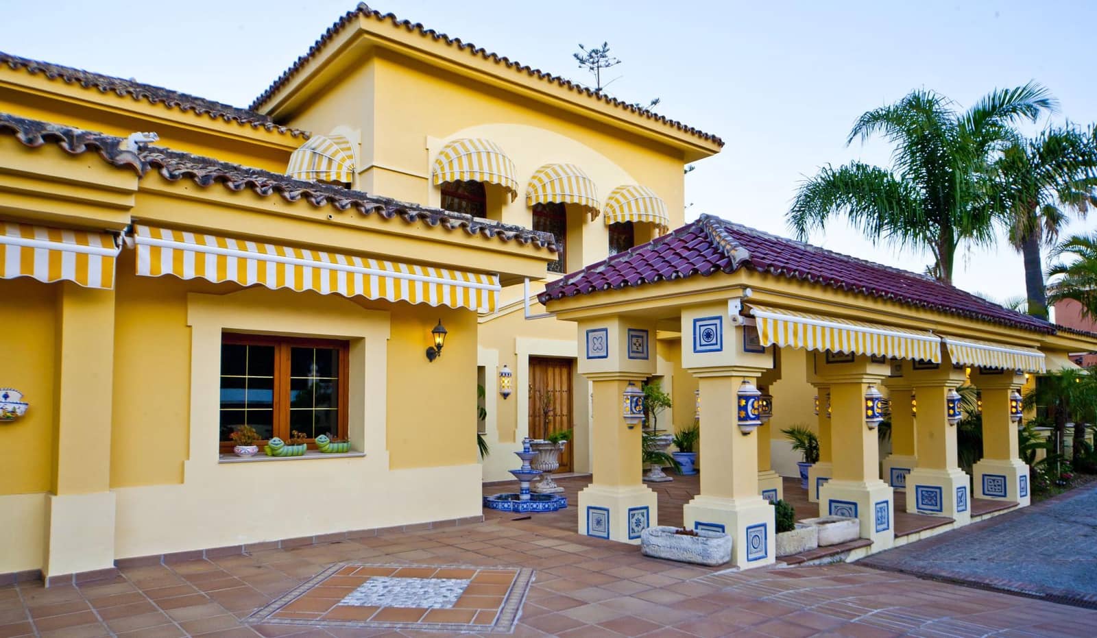 6 camera da letto Villa in vendita in Nueva Andalucia con piscina - 7.500.000 € (Rif: 10076700)
