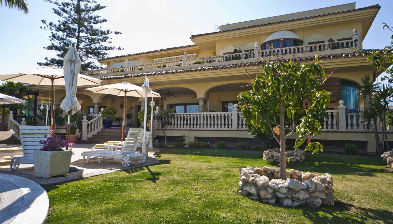 6 camera da letto Villa in vendita in Nueva Andalucia con piscina - 7.500.000 € (Rif: 10076700)