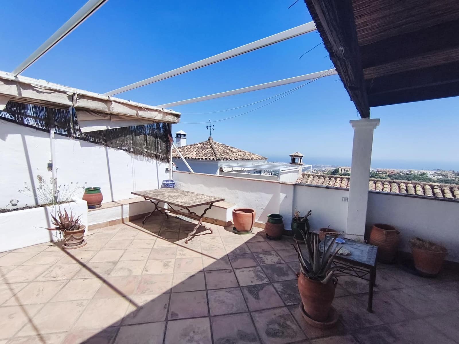 3 Zimmer Reihenhaus zu verkaufen in Benahavis mit Pool Garage - 720.000 € (Ref: 10076702)