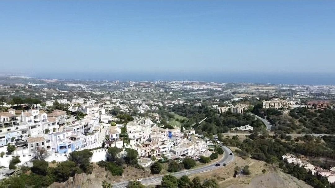 3 Zimmer Reihenhaus zu verkaufen in Benahavis mit Pool Garage - 720.000 € (Ref: 10076702)
