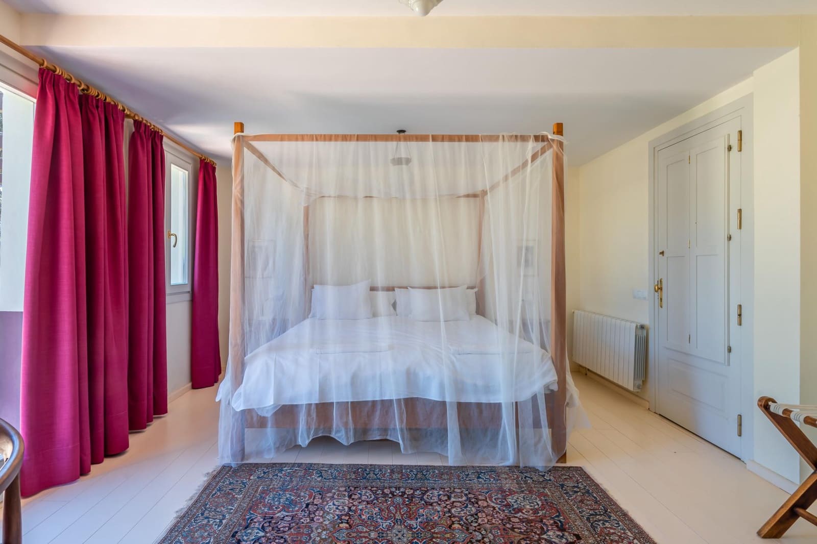 8 bedroom Hotel for sale in Ronda with pool - € 1,800,000 (Ref: 10076704)