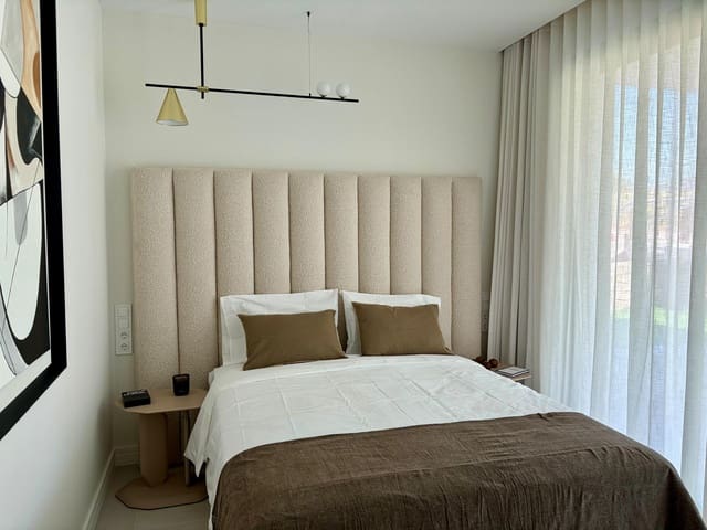 4 sypialnia Apartament na sprzedaż w Estepona z basenem garażem - 1 145 000 € (Ref: 10076706)
