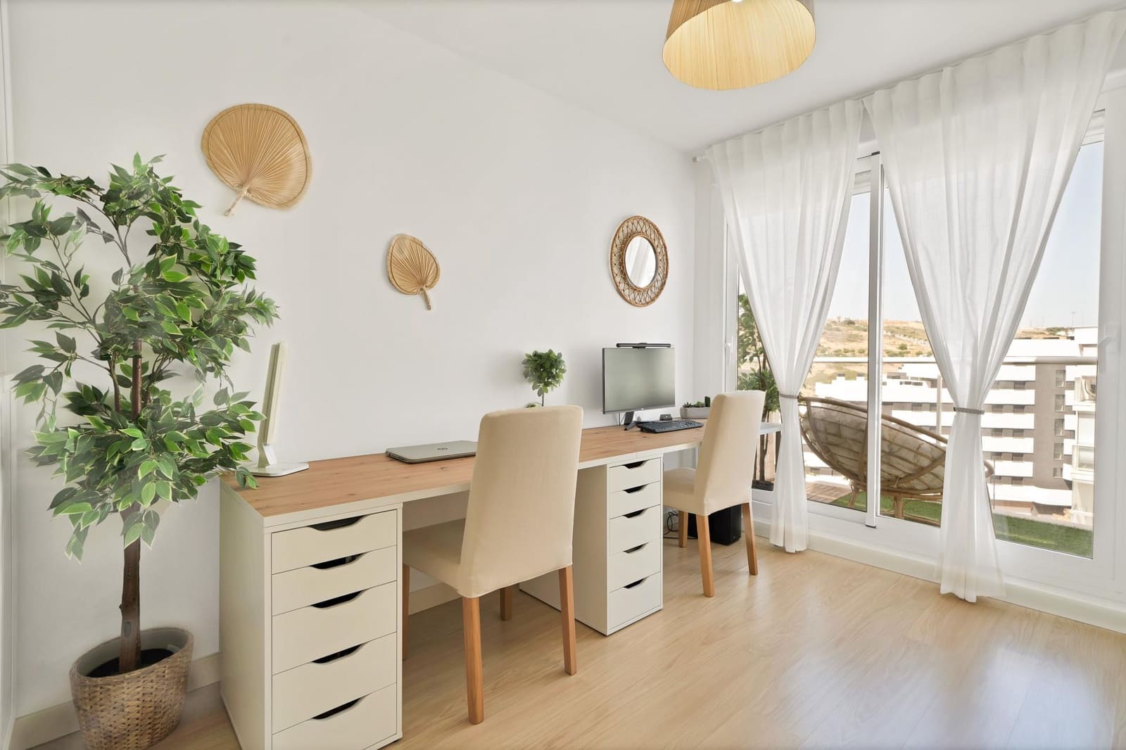 3 bedroom Penthouse for sale in Estepona with pool garage - € 639,000 (Ref: 10076707)