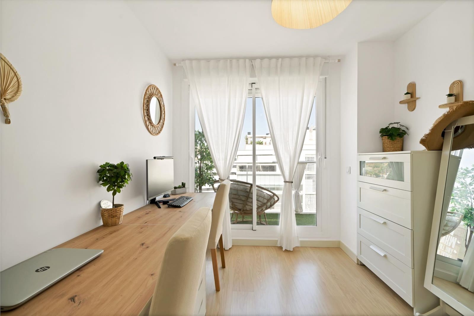 3 bedroom Penthouse for sale in Estepona with pool garage - € 639,000 (Ref: 10076707)