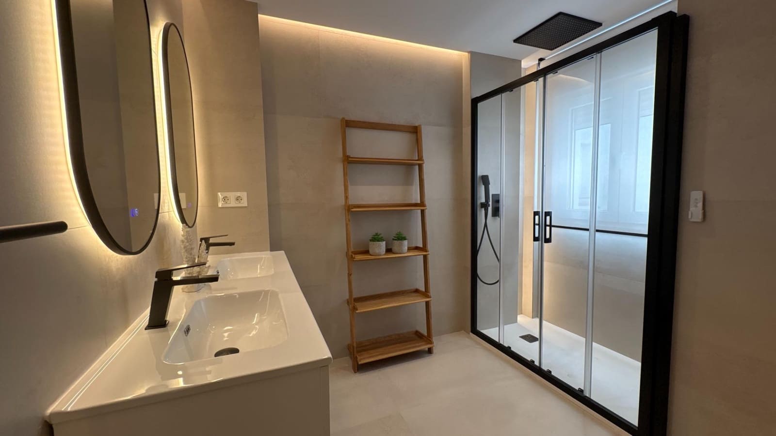 3 makuuhuone Huoneisto myytävänä paikassa Malaga kaupunki - 635 000 € (Ref: 10081388)