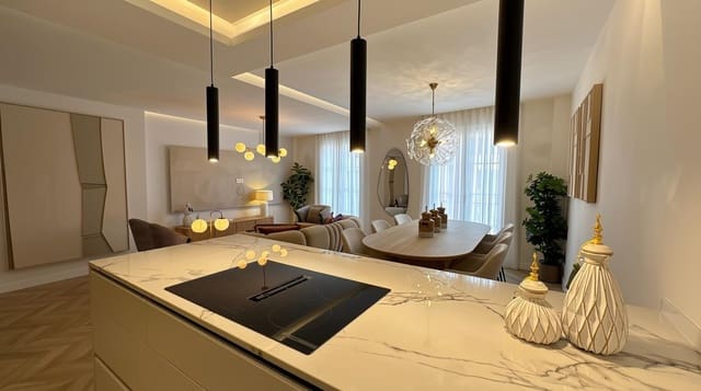 3 makuuhuone Huoneisto myytävänä paikassa San Felipe Neri, Málaga kaupunki - 635 000 € (Ref: 10081388)