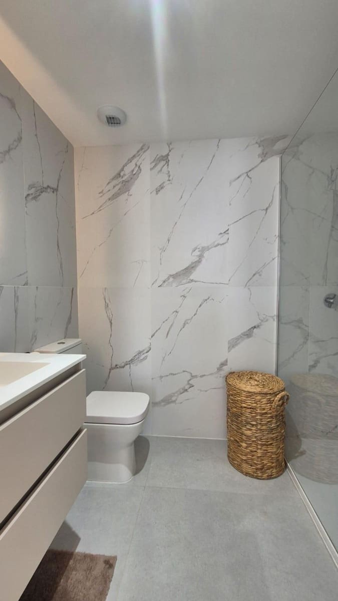 Apartamento de 2 habitaciones en Torremolinos en venta con piscina garaje - 890.000 € (Ref: 10094827)