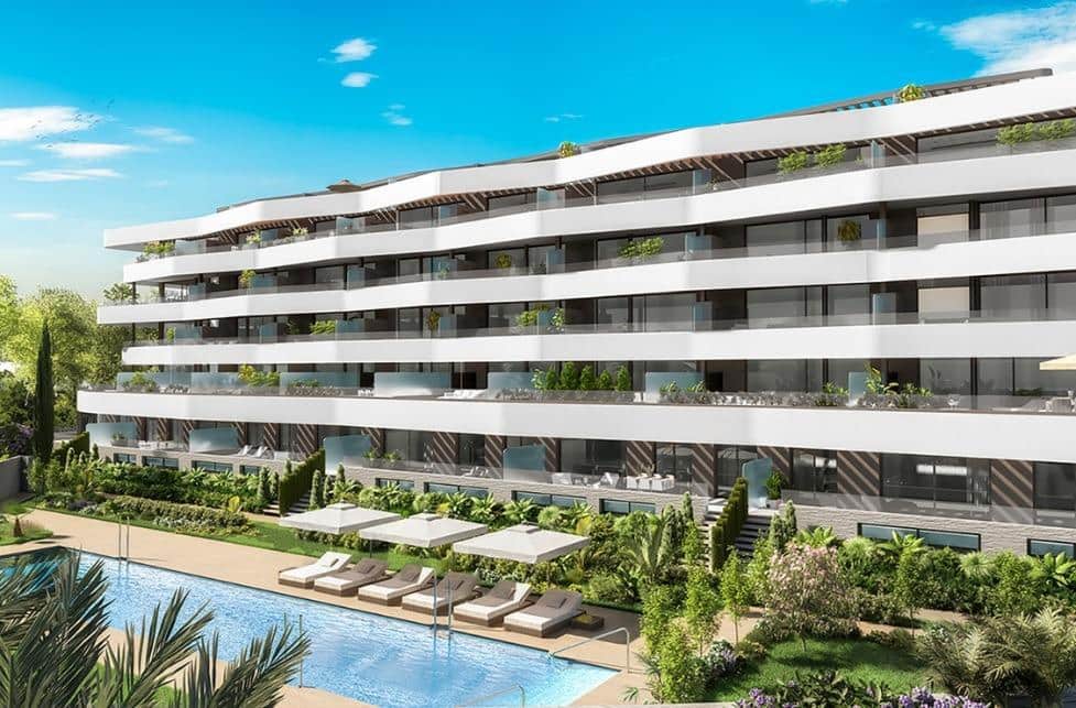 Apartamento de 2 habitaciones en Torremolinos en venta con piscina garaje - 890.000 € (Ref: 10094827)