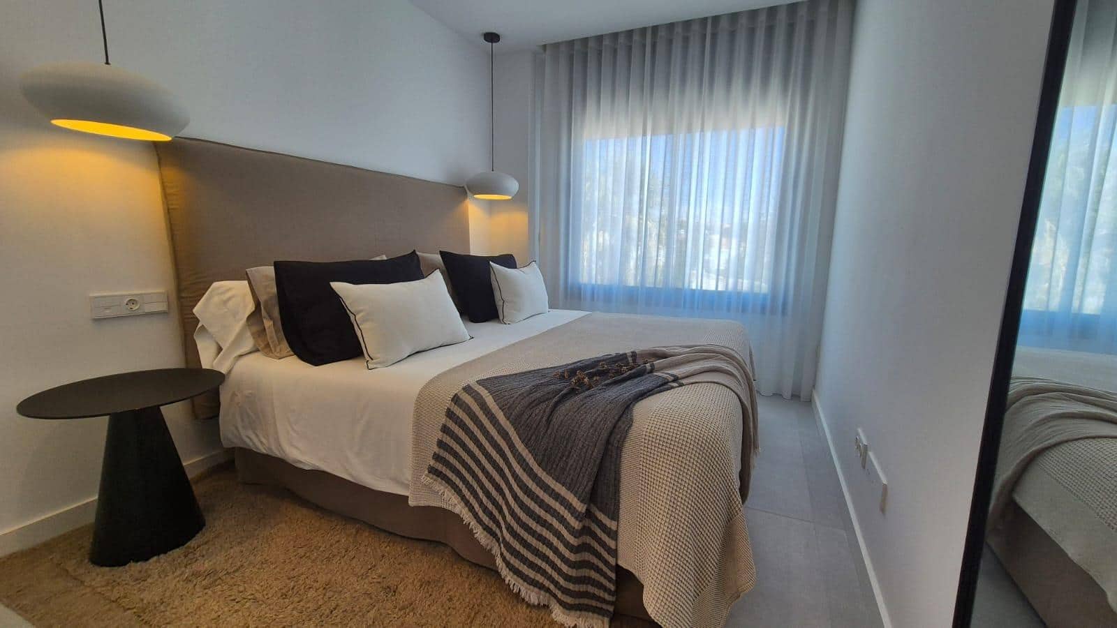 Apartamento de 2 habitaciones en Torremolinos en venta con piscina garaje - 890.000 € (Ref: 10094827)