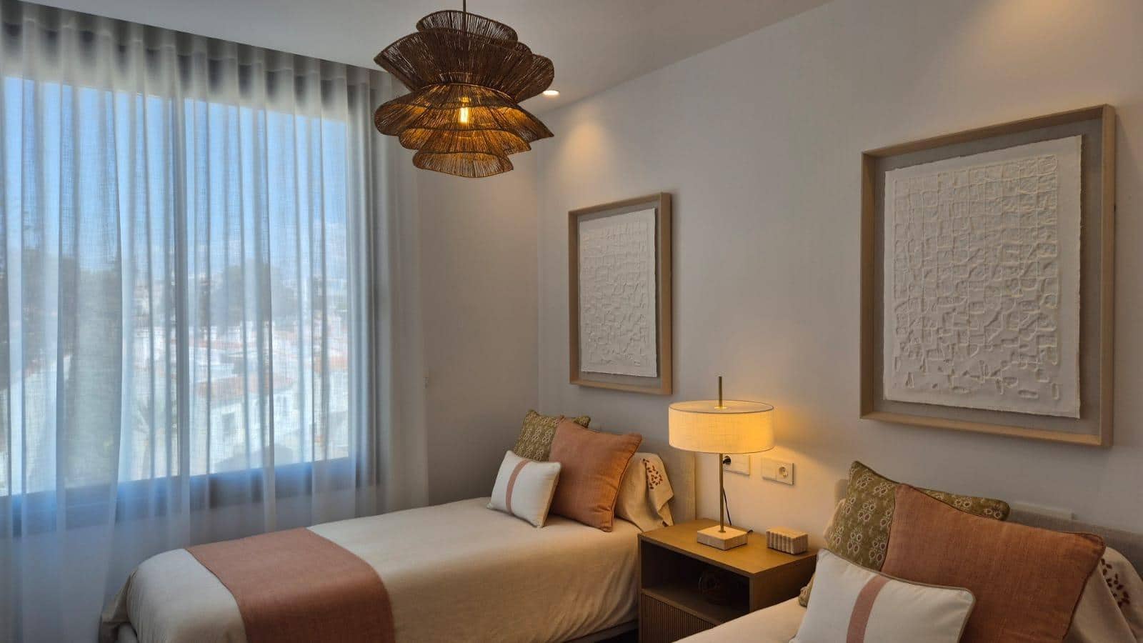 Apartamento de 2 habitaciones en Torremolinos en venta con piscina garaje - 890.000 € (Ref: 10094827)
