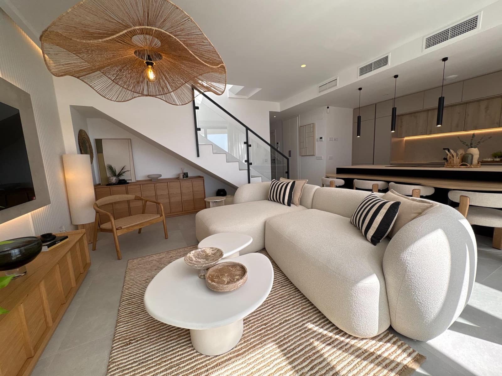 Apartamento de 2 habitaciones en Torremolinos en venta con piscina garaje - 890.000 € (Ref: 10094827)