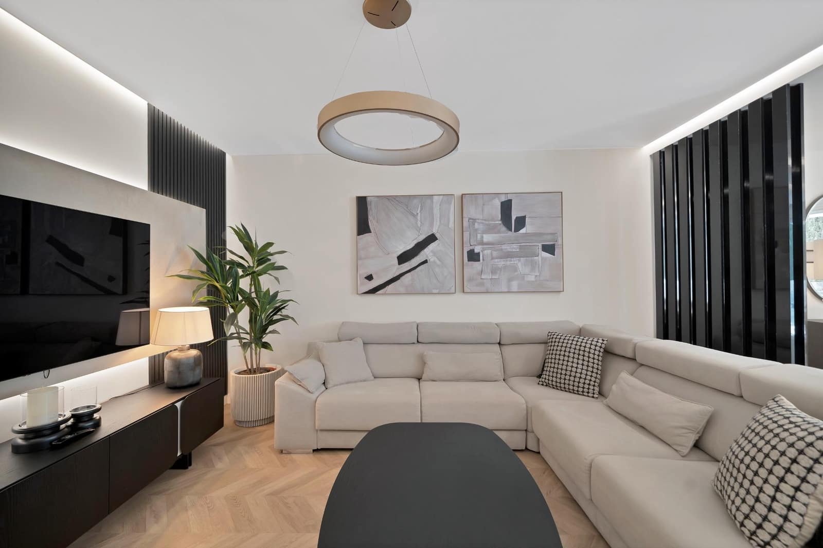Apartamento de 3 habitaciones en Marbella en venta con piscina garaje - 1.150.000 € (Ref: 10142484)