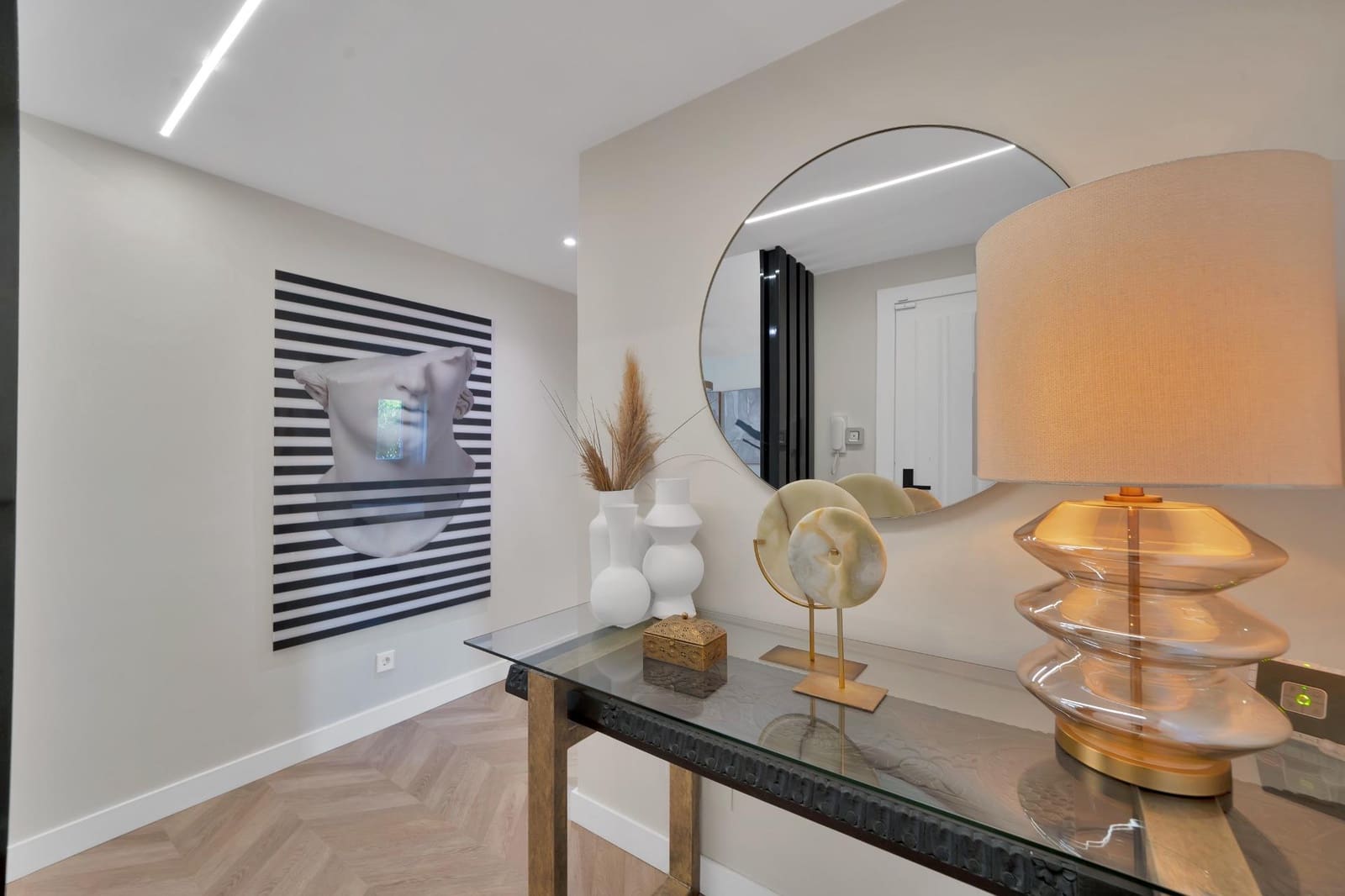 Apartamento de 3 habitaciones en Marbella en venta con piscina garaje - 1.150.000 € (Ref: 10142484)