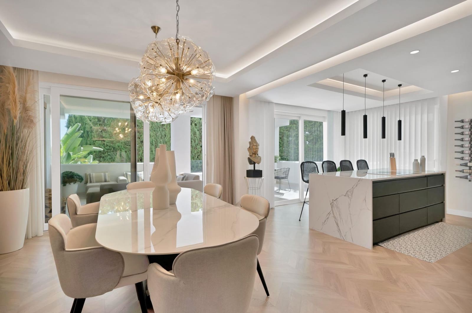 Apartamento de 3 habitaciones en Marbella en venta con piscina garaje - 1.150.000 € (Ref: 10142484)