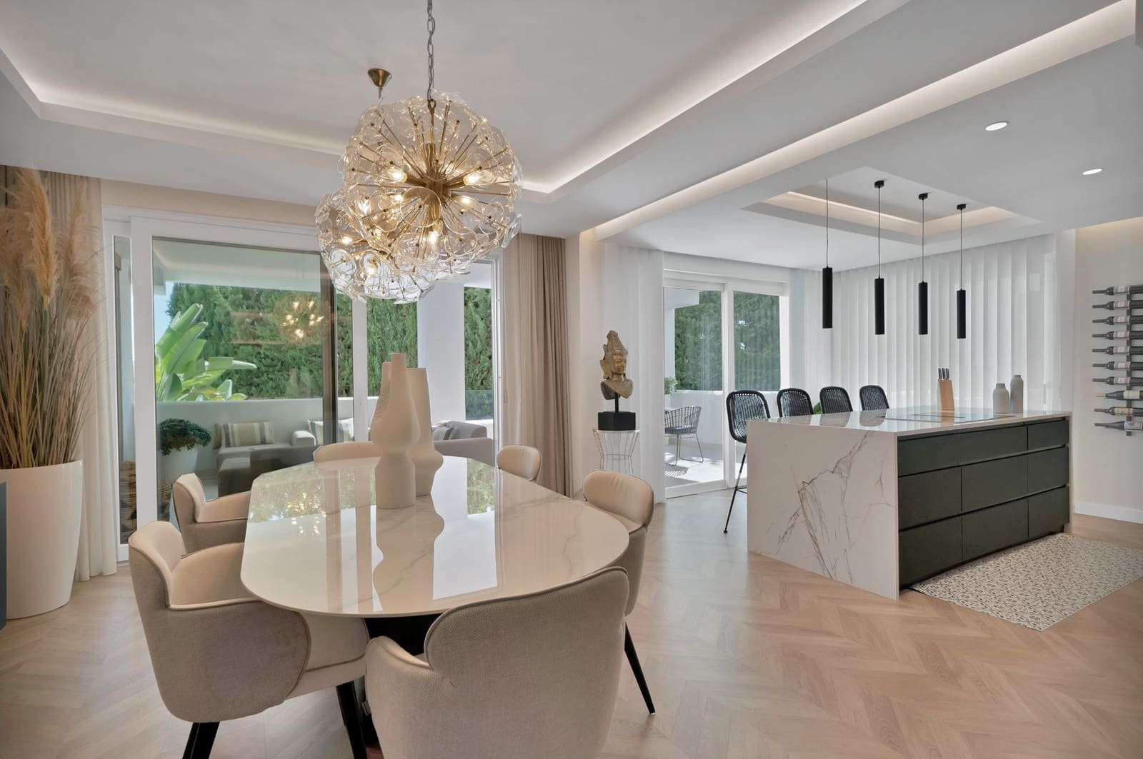 Apartamento de 3 habitaciones en Marbella en venta con piscina garaje - 1.150.000 € (Ref: 10142484)