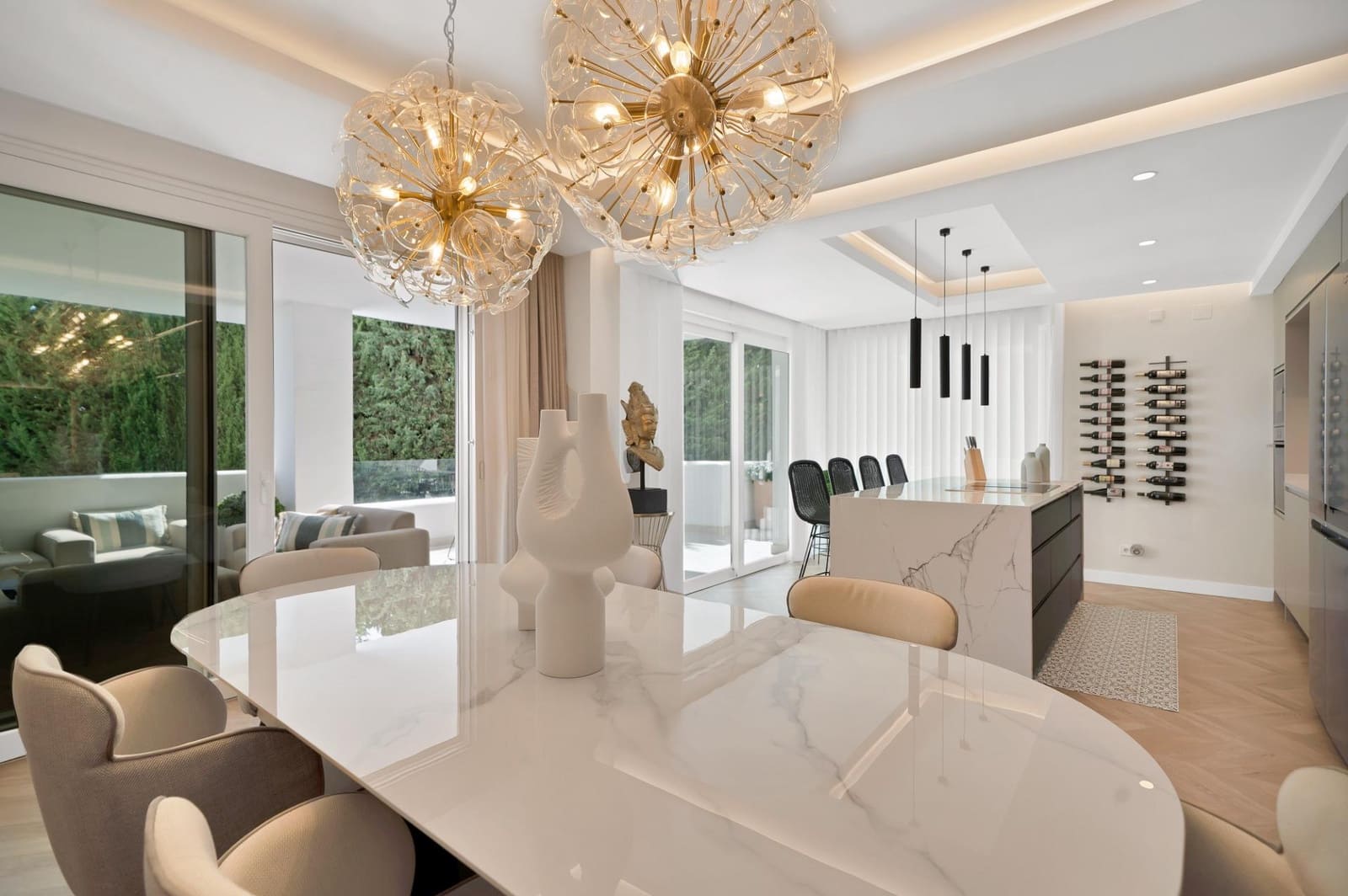 Apartamento de 3 habitaciones en Marbella en venta con piscina garaje - 1.150.000 € (Ref: 10142484)