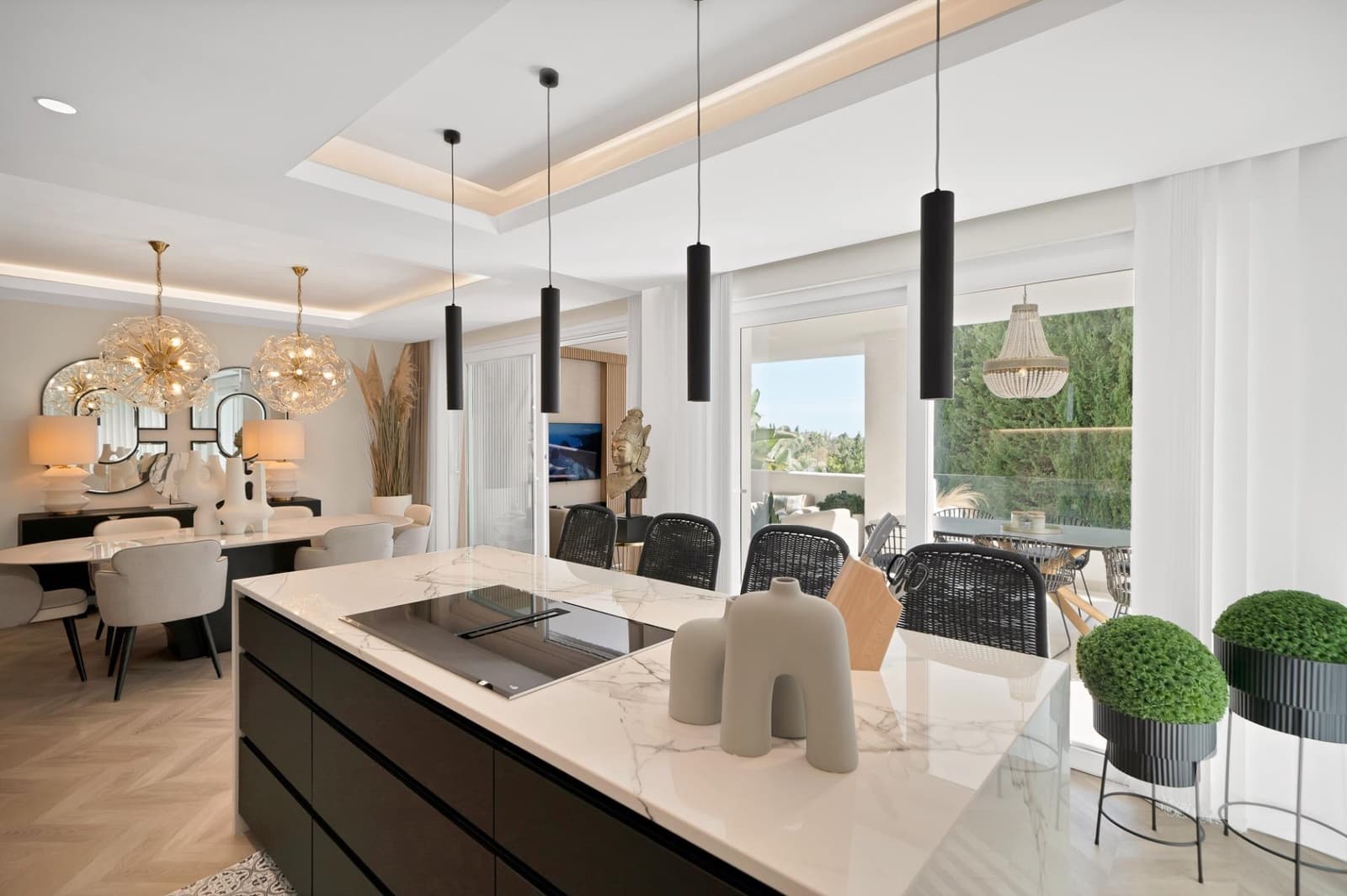 Apartamento de 3 habitaciones en Marbella en venta con piscina garaje - 1.150.000 € (Ref: 10142484)