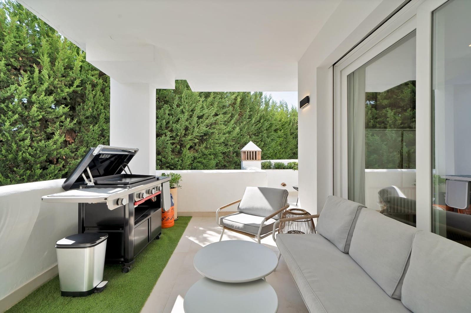 Apartamento de 3 habitaciones en Marbella en venta con piscina garaje - 1.150.000 € (Ref: 10142484)