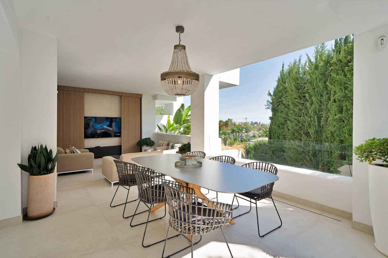 Apartamento de 3 habitaciones en Marbella en venta con piscina garaje - 1.150.000 € (Ref: 10142484)