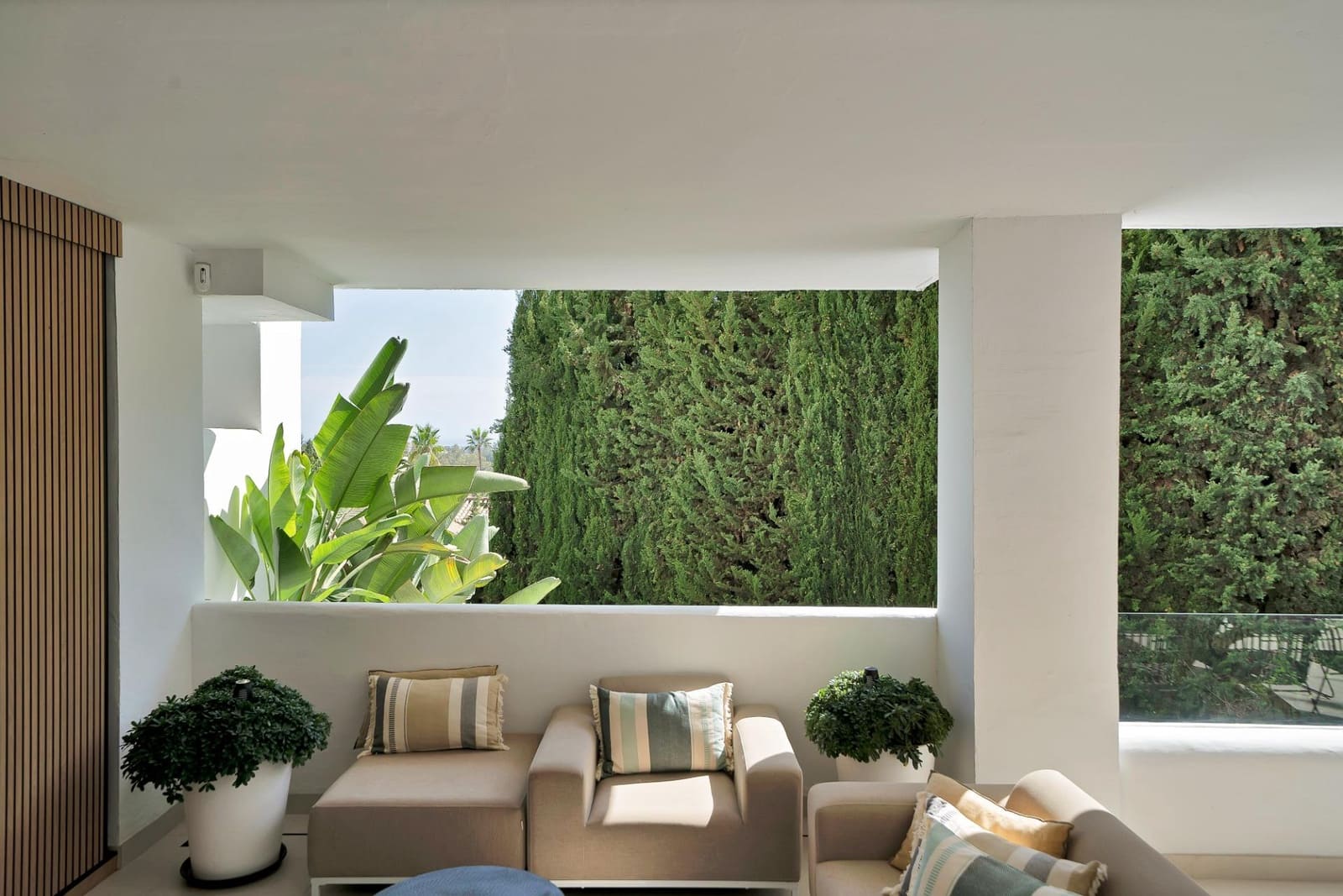 Apartamento de 3 habitaciones en Marbella en venta con piscina garaje - 1.150.000 € (Ref: 10142484)