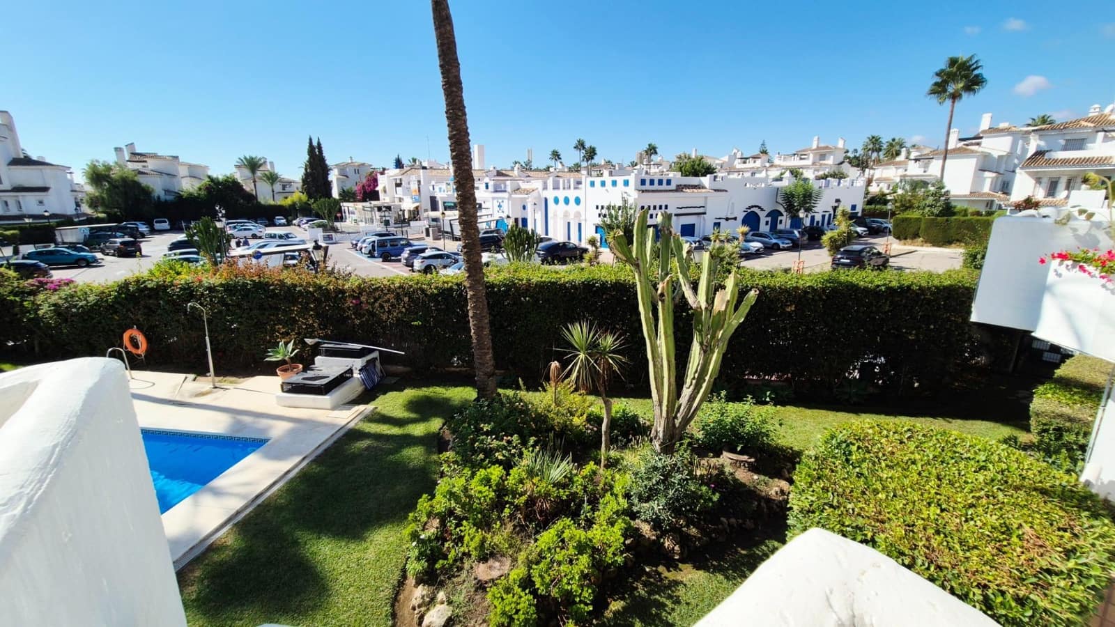 3 chambre Appartement à vendre à Nueva Andalucia avec piscine - 545 000 € (Ref: 10157770)
