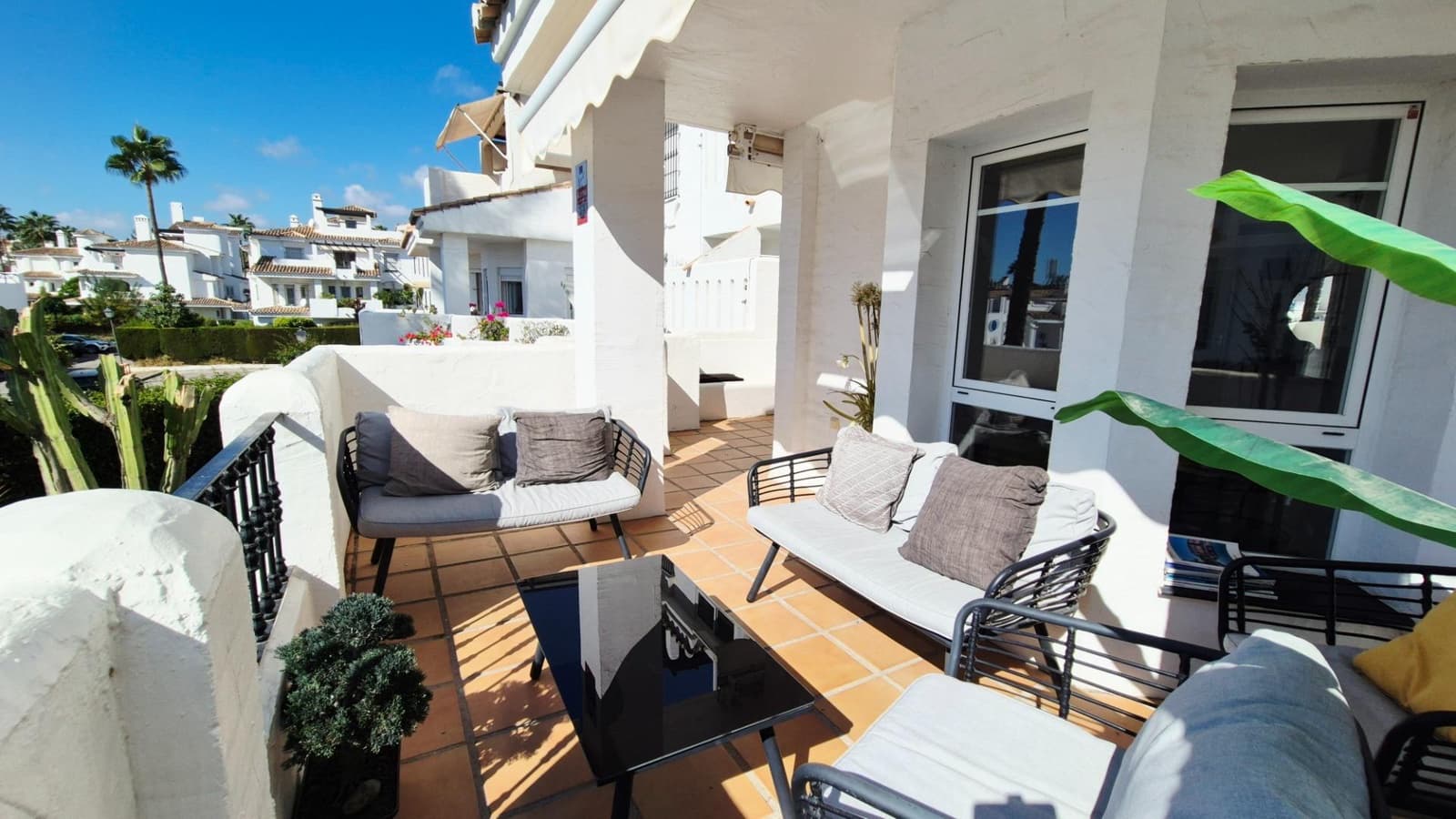 3 chambre Appartement à vendre à Nueva Andalucia avec piscine - 545 000 € (Ref: 10157770)
