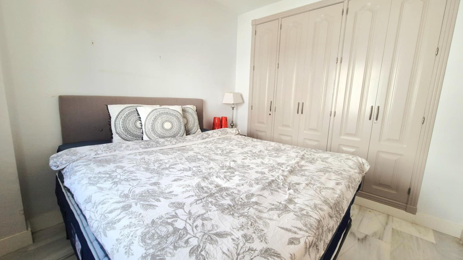 3 chambre Appartement à vendre à Nueva Andalucia avec piscine - 545 000 € (Ref: 10157770)