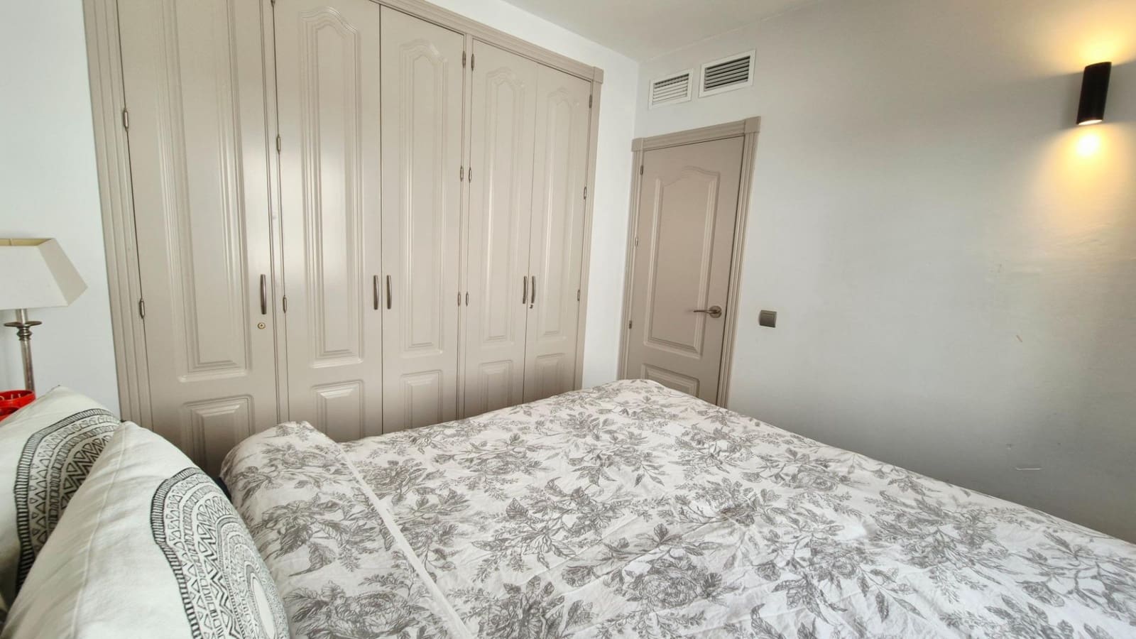 3 chambre Appartement à vendre à Nueva Andalucia avec piscine - 545 000 € (Ref: 10157770)