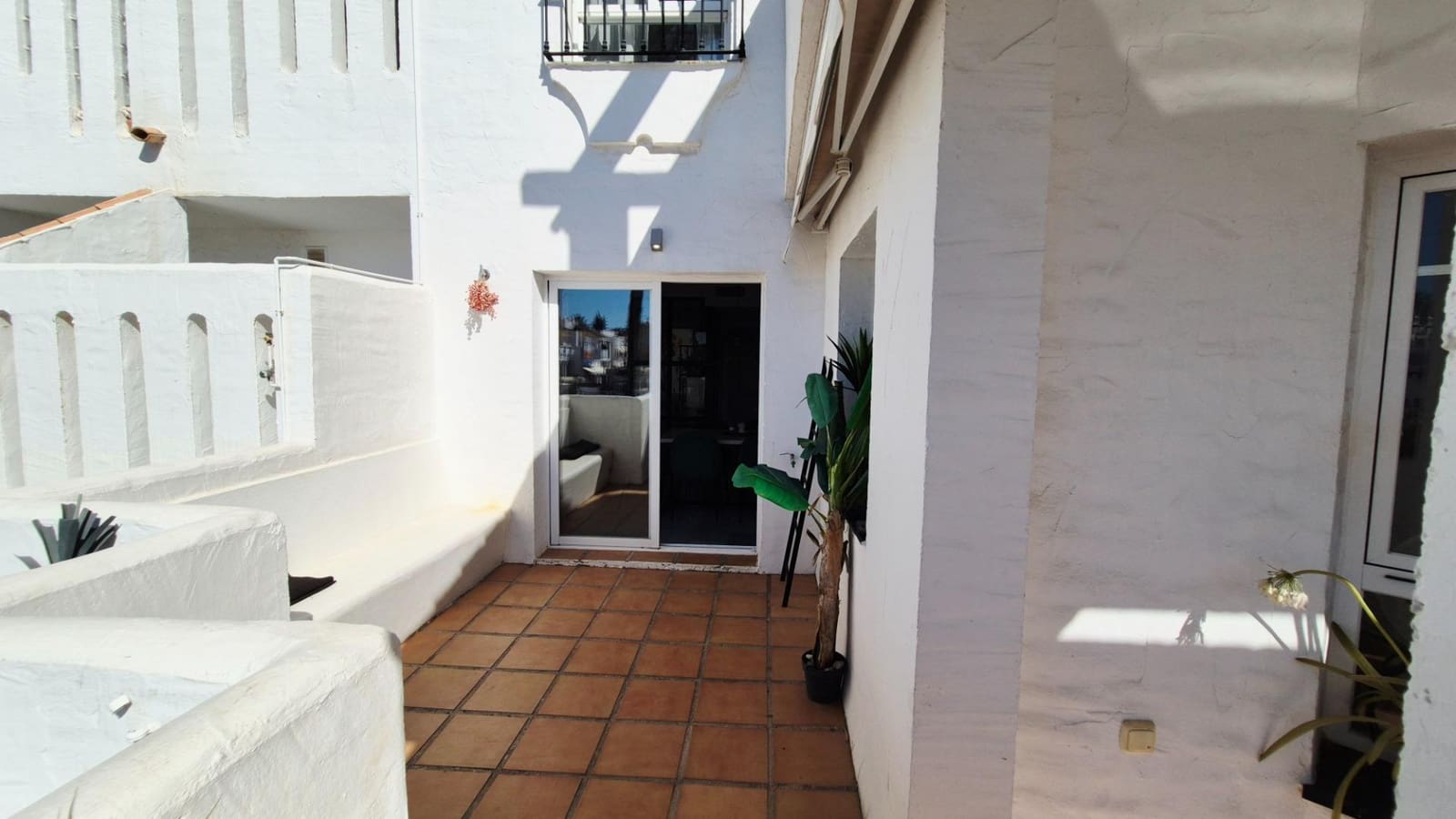 3 chambre Appartement à vendre à Nueva Andalucia avec piscine - 545 000 € (Ref: 10157770)