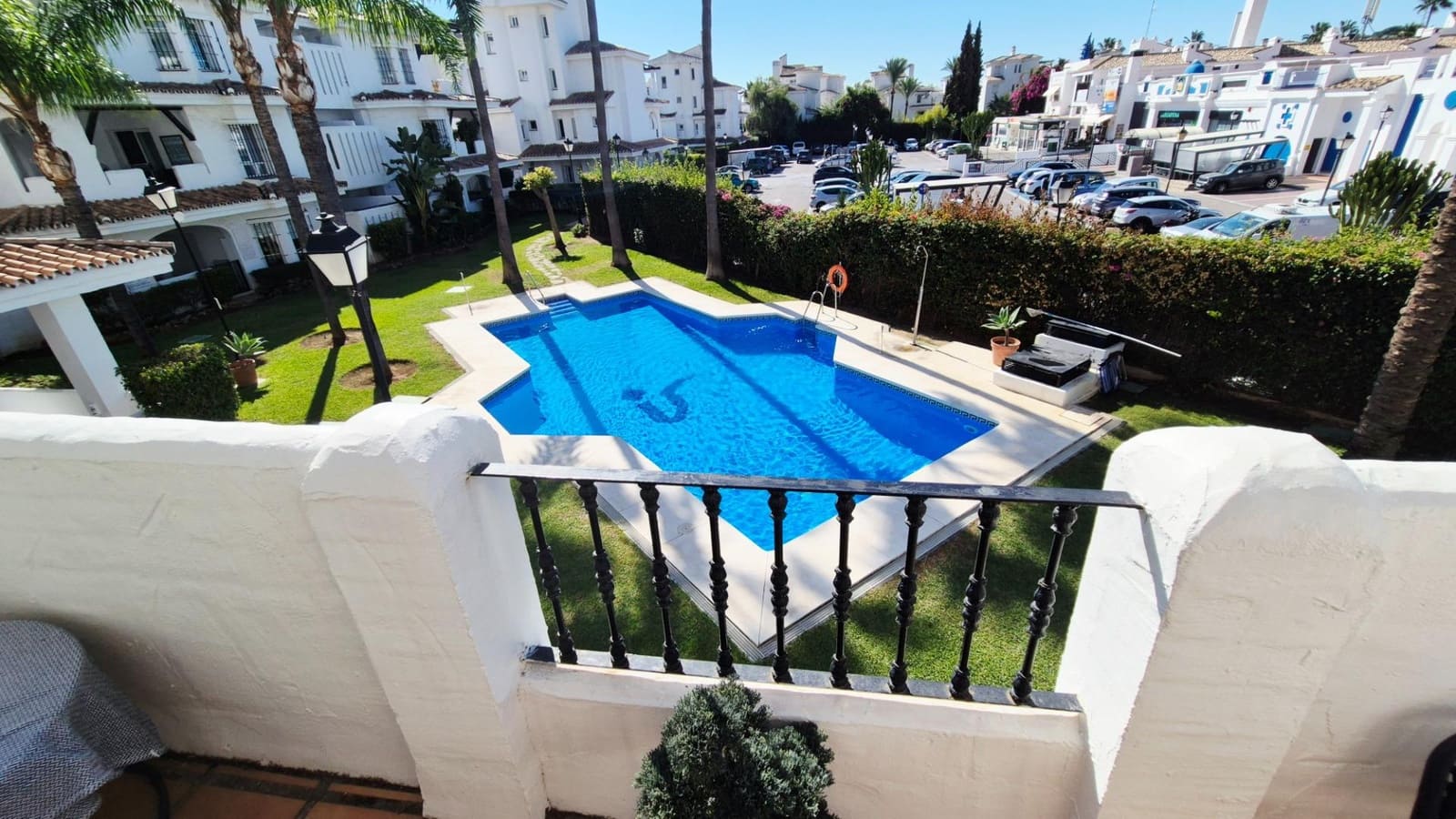 3 chambre Appartement à vendre à Nueva Andalucia avec piscine - 545 000 € (Ref: 10157770)
