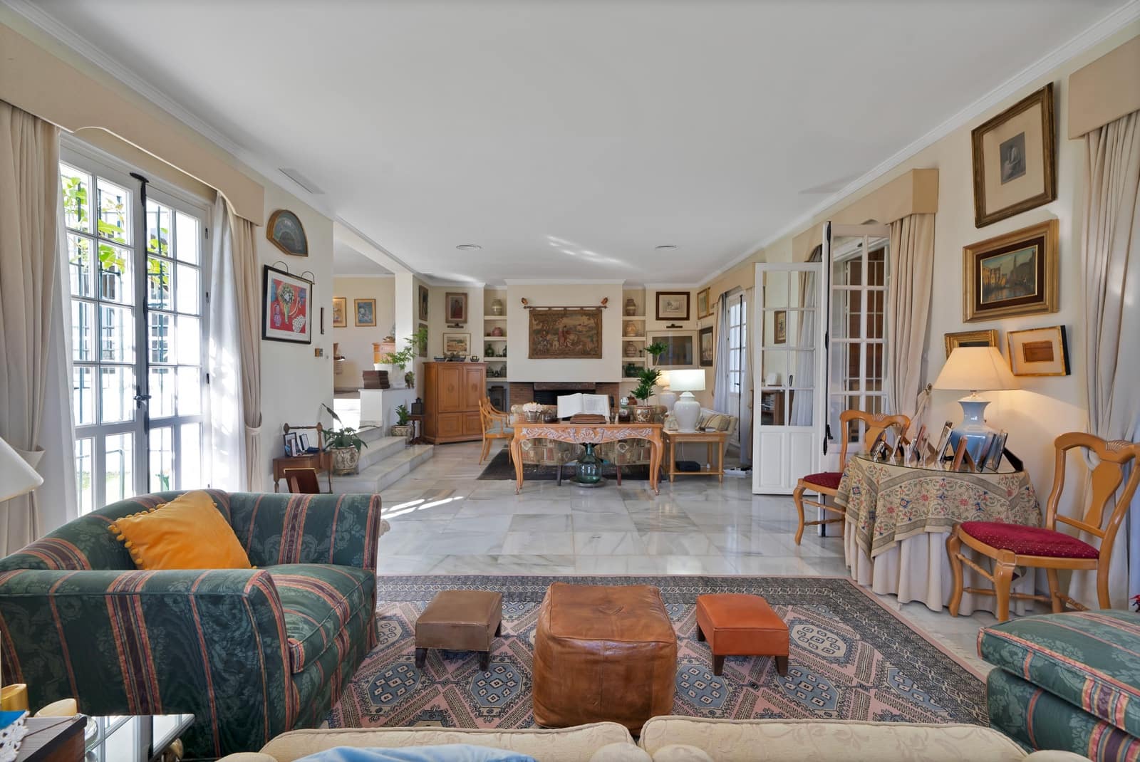 6 soveværelse Villa til salg i Marbella med swimmingpool garage - € 3.050.000 (Ref: 9027363)