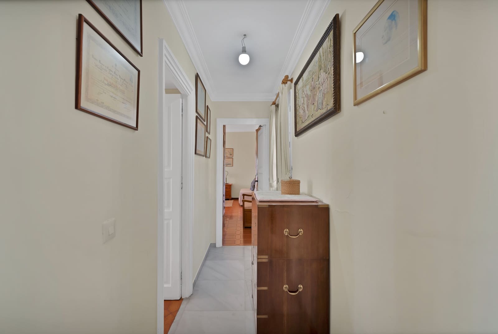 Chalet de 6 habitaciones en Marbella en venta con piscina garaje - 2.950.000 € (Ref: 9027363)