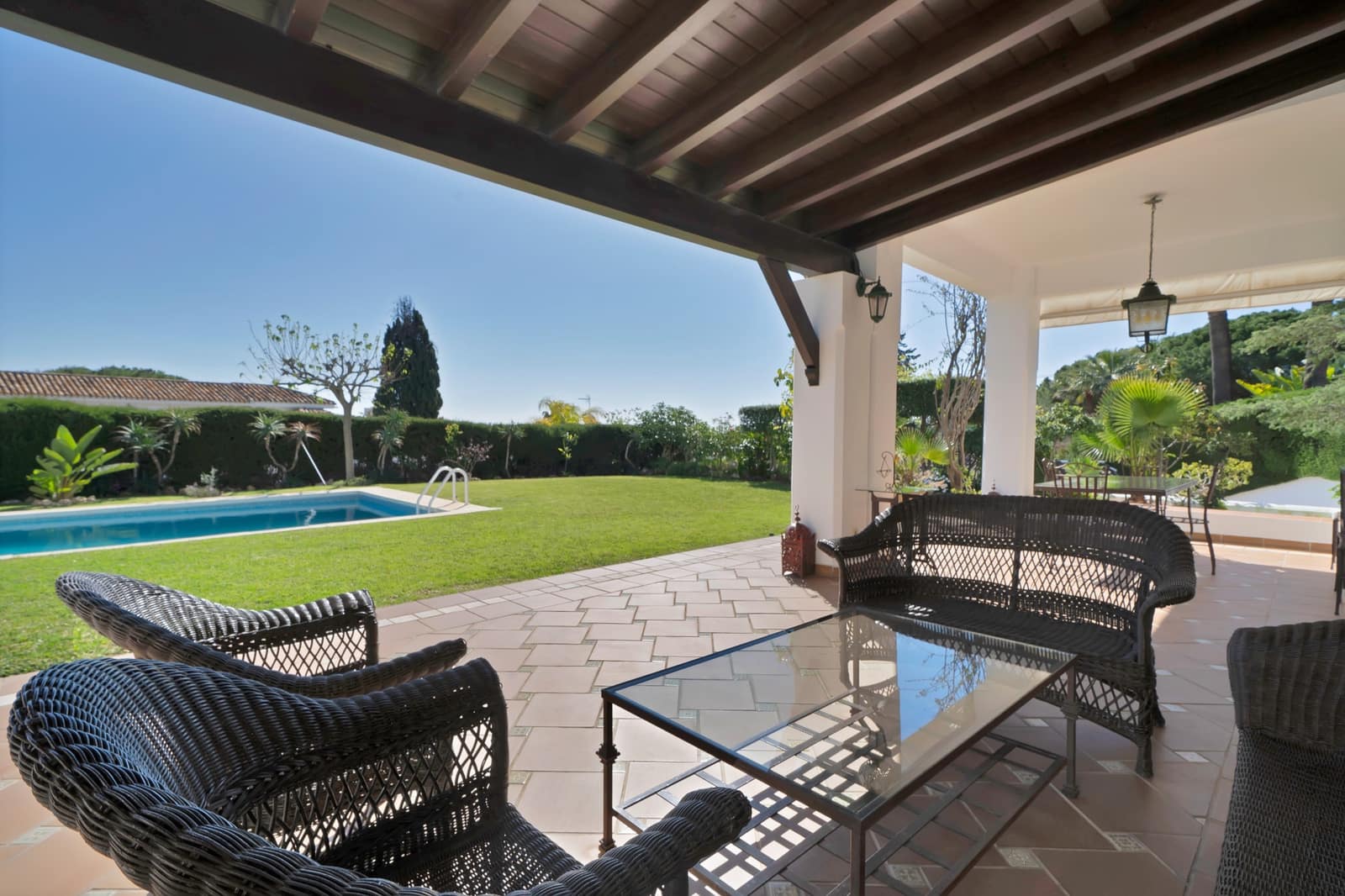 Chalet de 6 habitaciones en Marbella en venta con piscina garaje - 2.950.000 € (Ref: 9027363)
