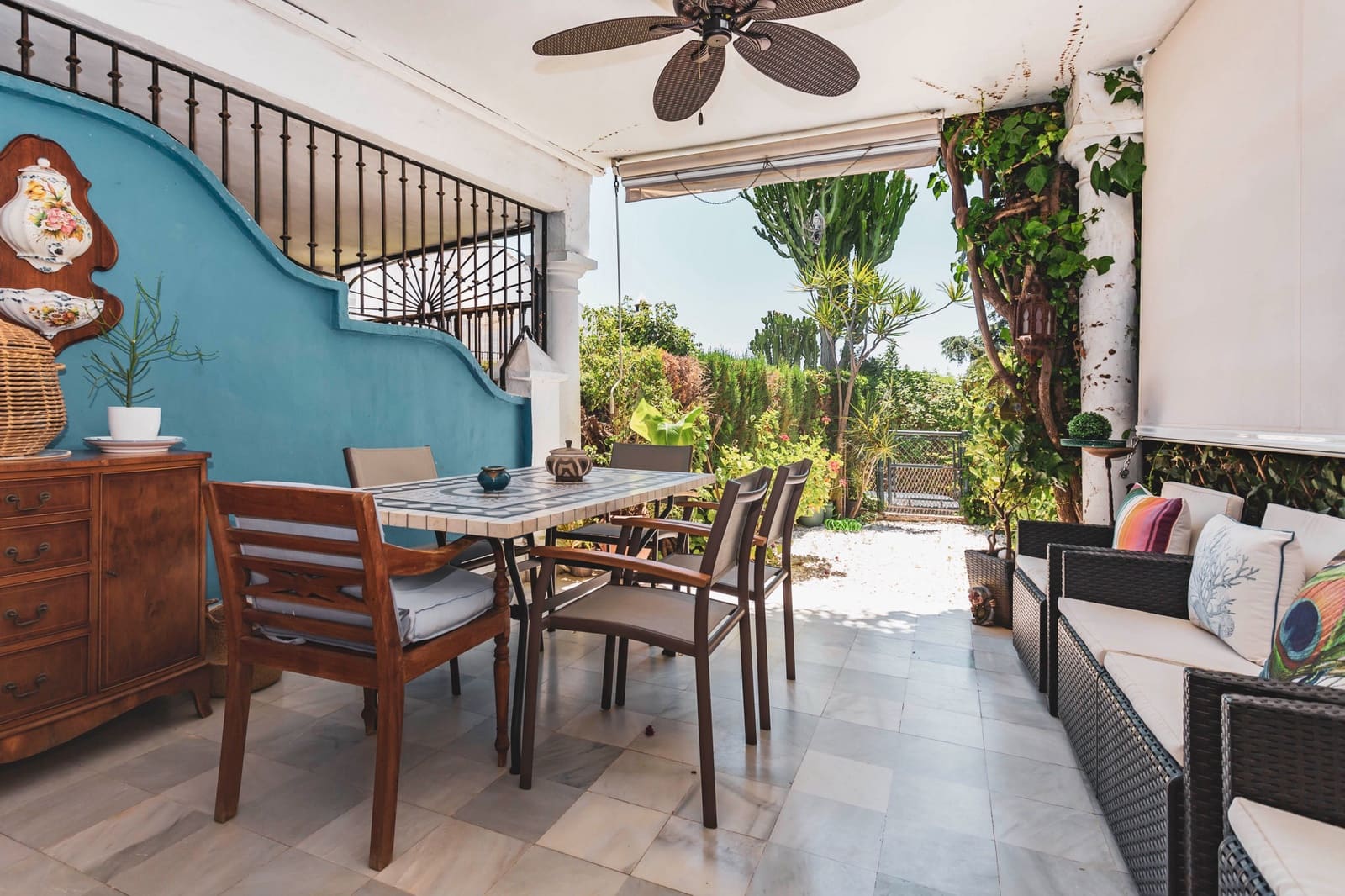 3 soveværelse Semi-Rækkehus til salg i Marbella med swimmingpool - € 699.000 (Ref: 9027364)