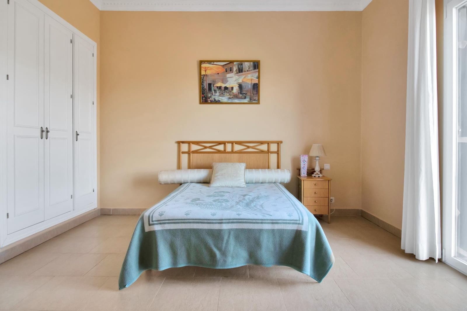 8 bedroom Villa for sale in Estepona with pool - € 2,500,000 (Ref: 9027367)